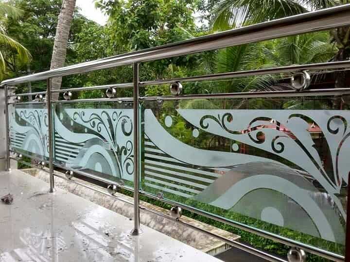 Glass Balcony Railing